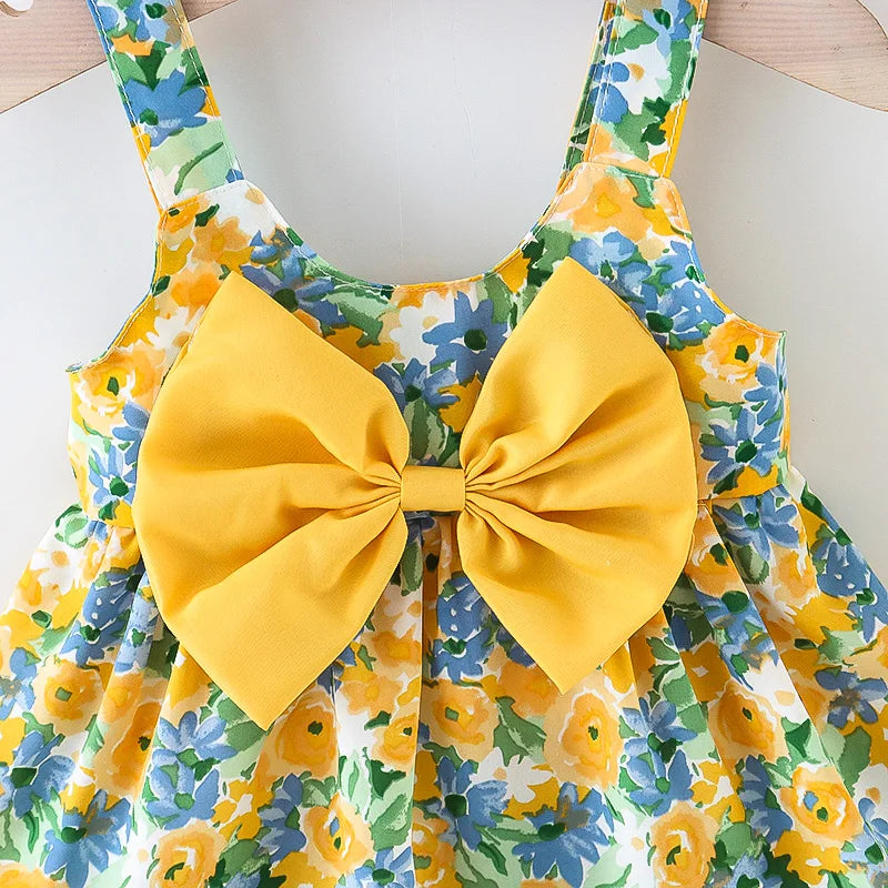 Blumen-Mädchenkleid Set mit Hut - Sommermode für Kleinkinder 0-3 Jahre 2