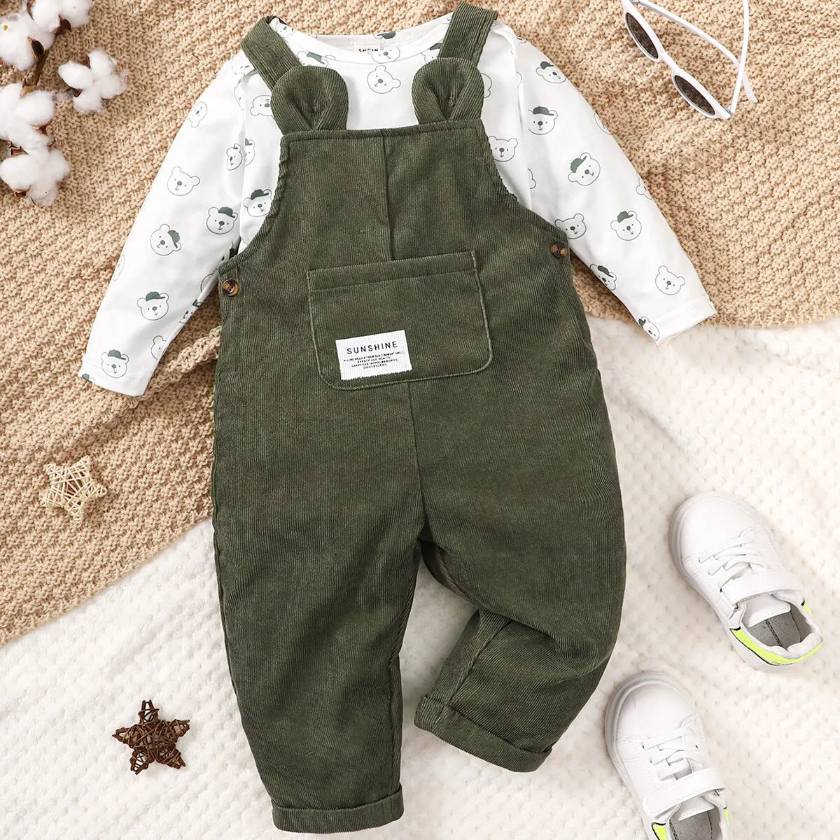 Babyset Mit Bärenmotiv - Langarmoberteil Und Grüne Hose Für 3-24 Monate, Nachhaltige Materialien 1