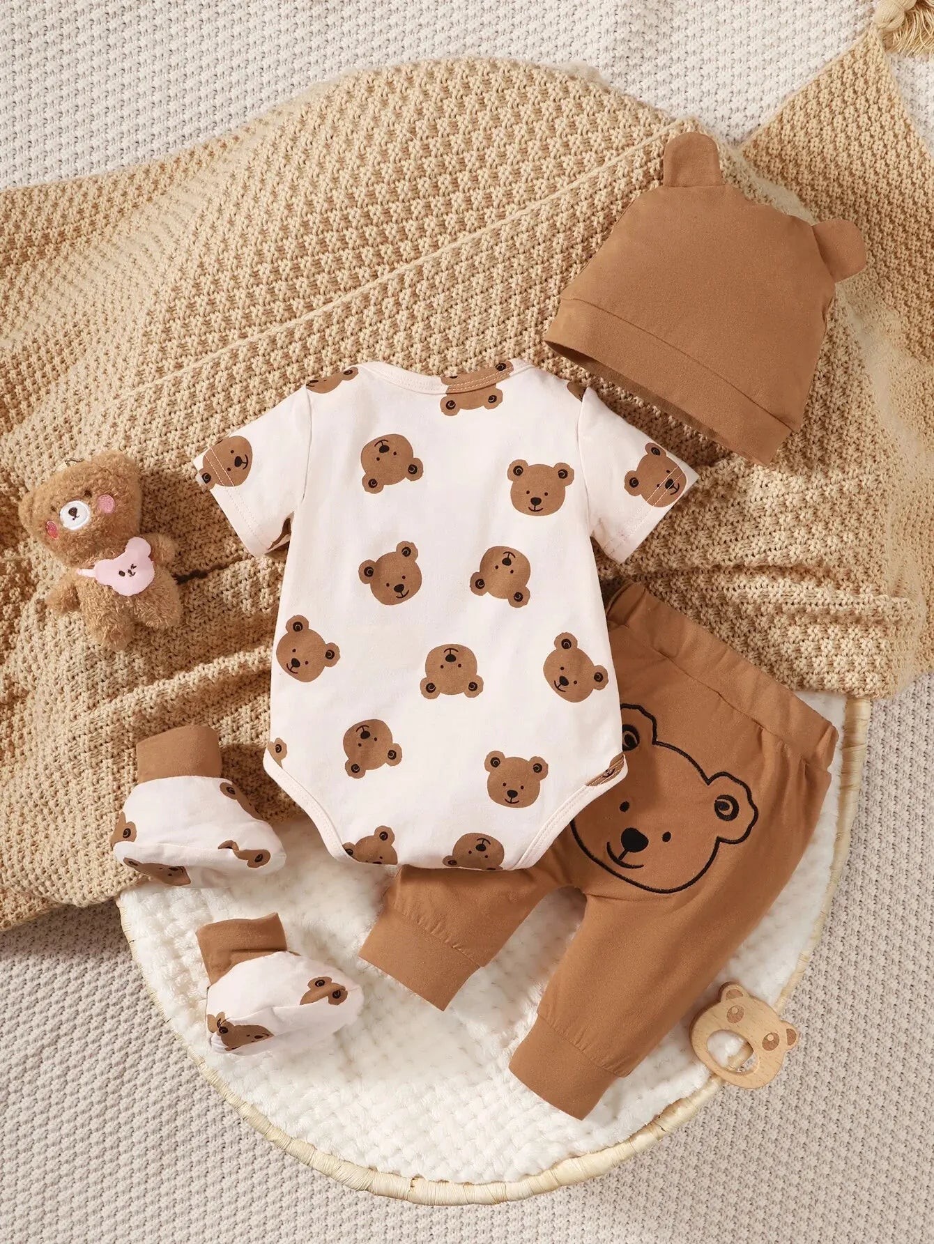 BabyKleidung Neugeborene - 4-teiliges Baumwollset für 0-9 Monate mit Cartoon-Muster 5